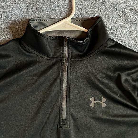 Under Armour Half Zip - Picture 3 of 4